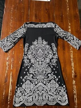 Forever 21 Black and White Paisley-Print Midi Dress